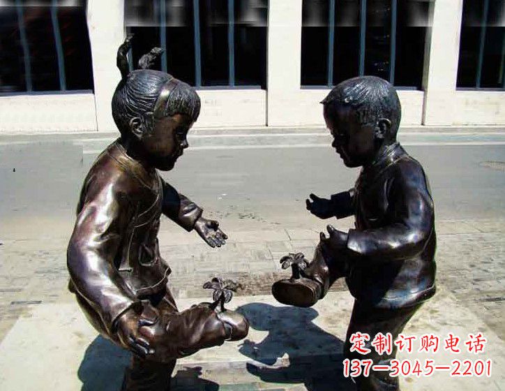 南京儿童斗鸡铜雕