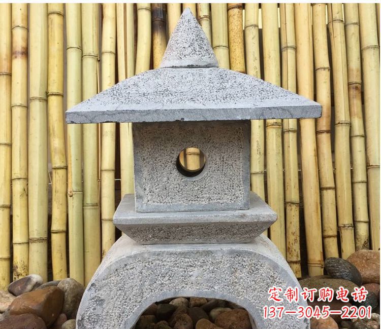南京古典灯笼石雕