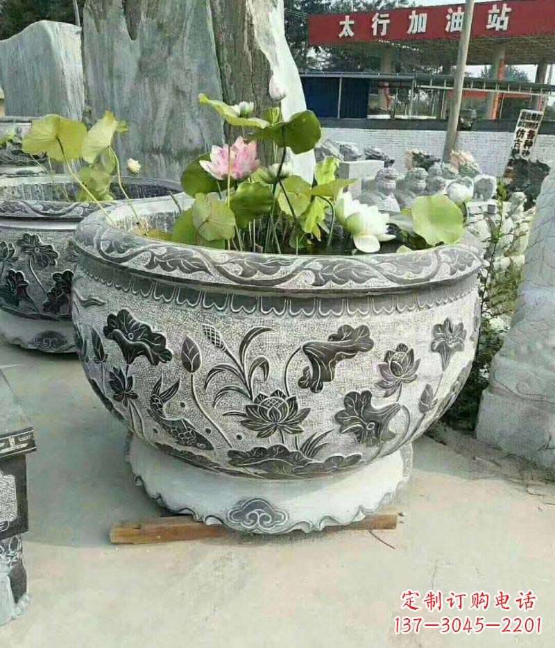 南京仿古石雕荷花水缸——精美的艺术品