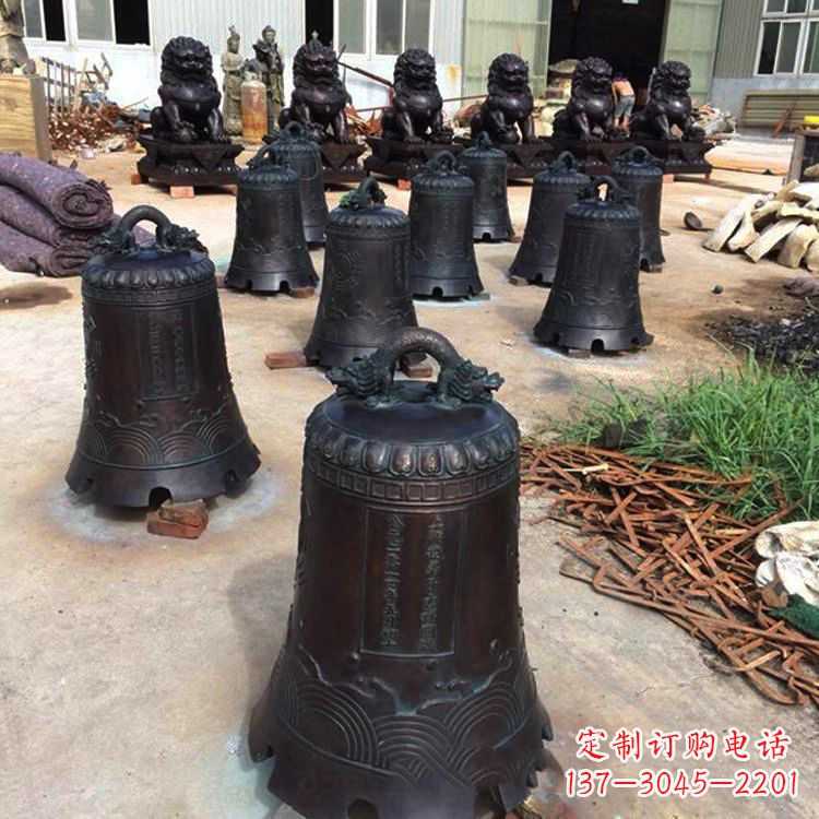 南京仿古铜钟雕塑