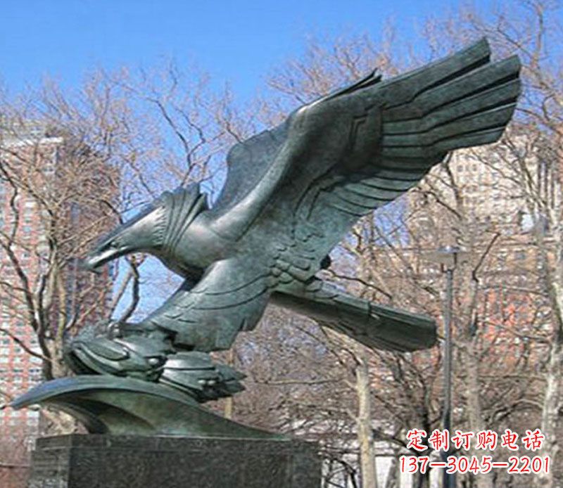 南京飞鹰石雕动物景观雕塑