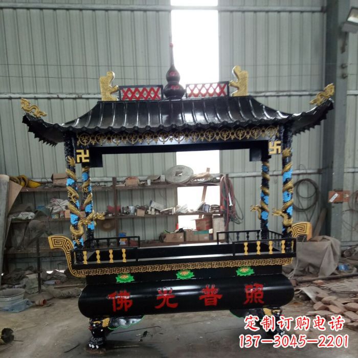 南京精美绝伦的浮雕龙纹铜香炉雕塑