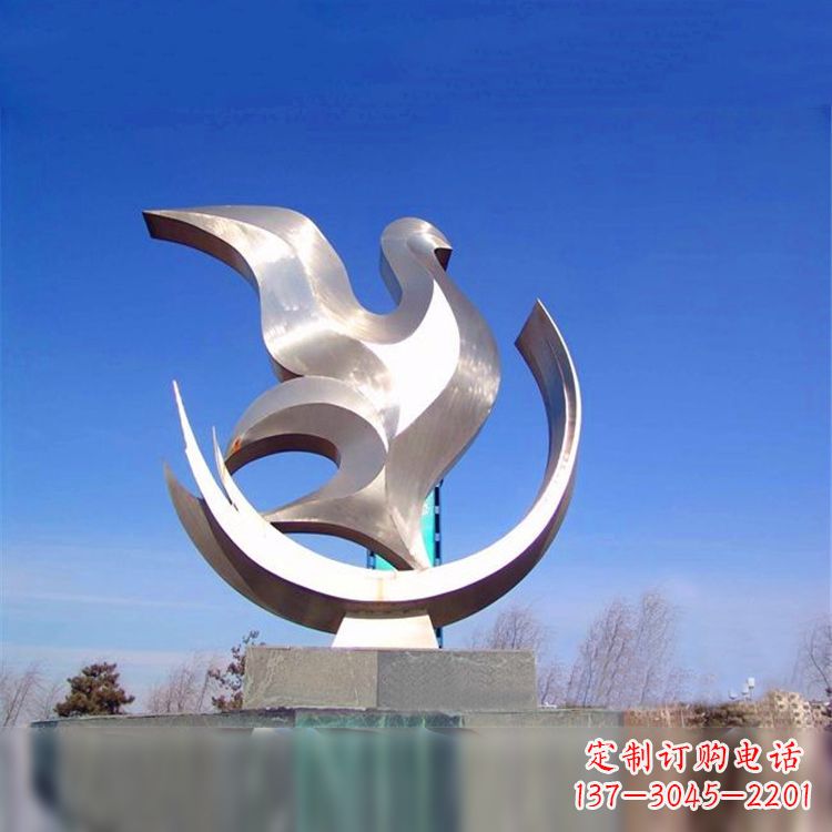 南京贴近自然的精美鸽子雕像