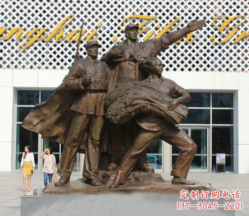 南京革命战士铜雕