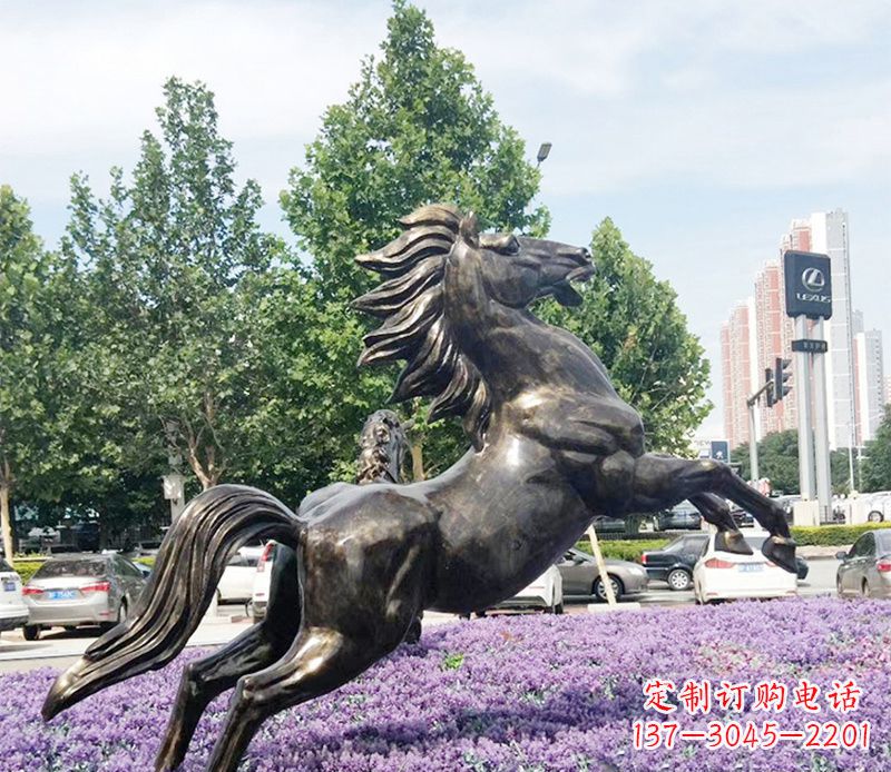 南京公园奔马铜雕