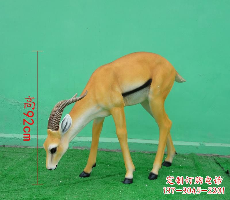 南京玻璃钢仿真羚羊雕塑