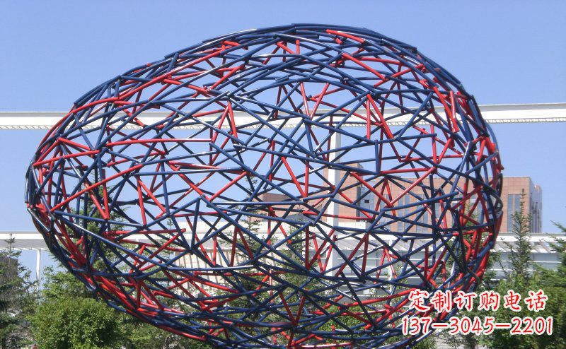 南京公园不锈钢抽象恐龙蛋雕塑