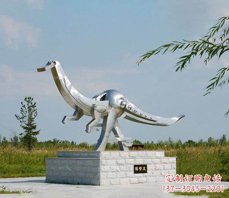 南京特大不锈钢抽象恐龙雕塑