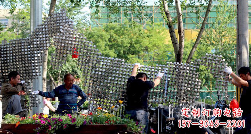 南京中领雕塑 - 动物抽象不锈钢雕塑