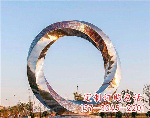 南京公园不锈钢几何圆环景观雕塑