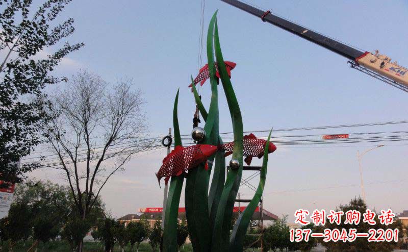 南京欧洲风格鲤鱼不锈钢雕塑