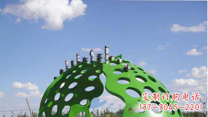 南京约克公园不锈钢镂空半圆拱门雕塑