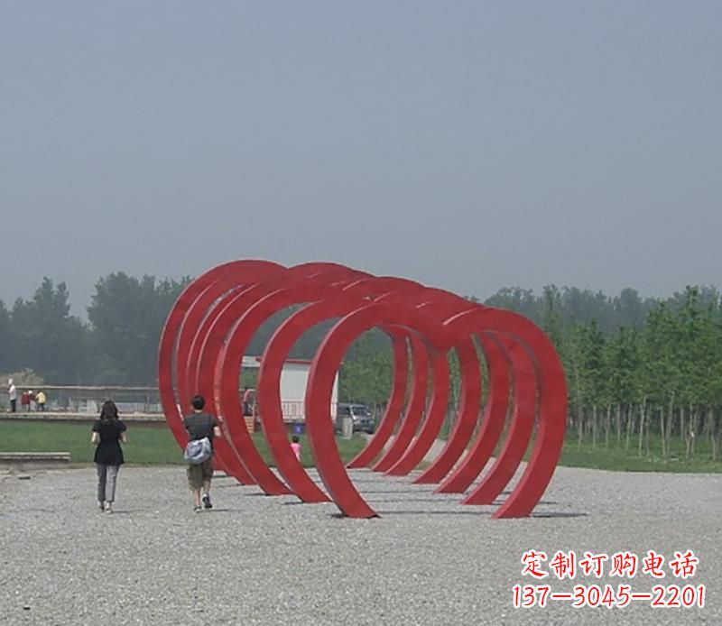 南京公园不锈钢心形拱门景观雕塑