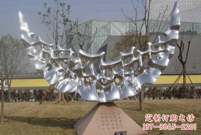 南京公园不锈钢月亮景观雕塑