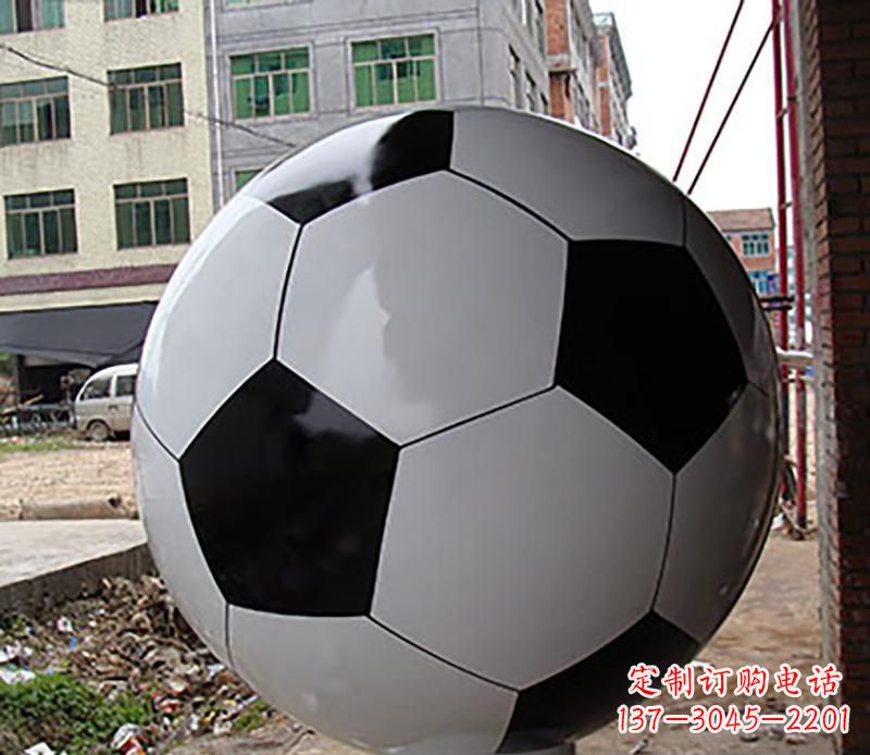 南京优质不锈钢足球雕塑