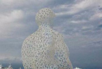 南京不锈钢字母镂空人物雕塑