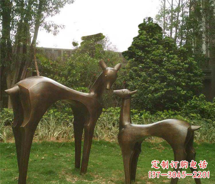 南京高贵优雅的母子鹿铜雕