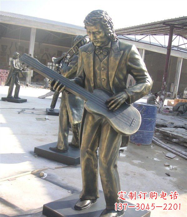 南京西方人物铜吉他雕塑