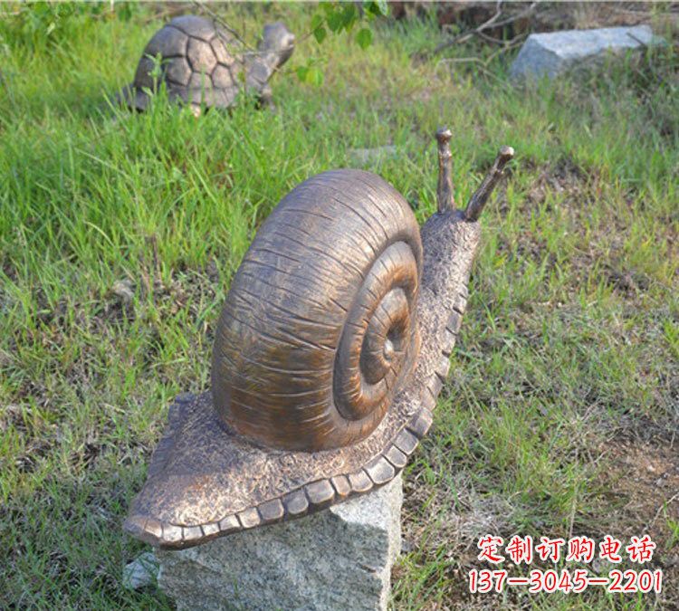 南京全新玻璃钢材质仿真铜蜗牛雕塑
