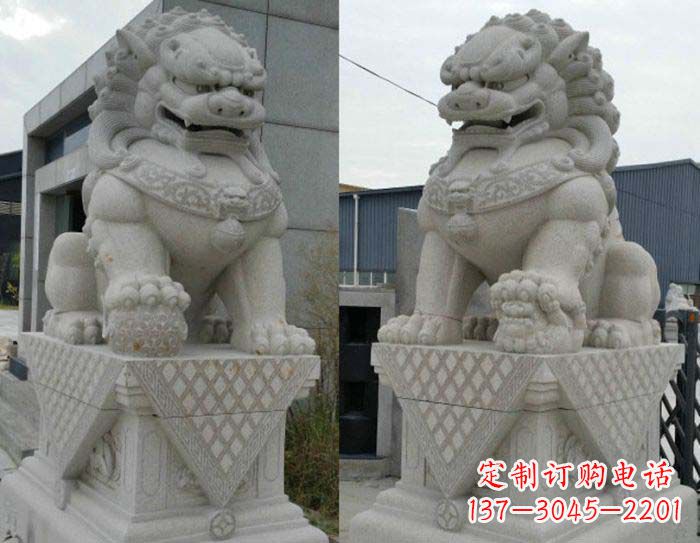 南京逼真的大理石狮子雕塑