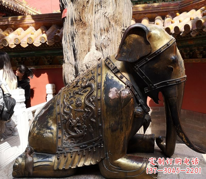 南京公园动物大象铜雕