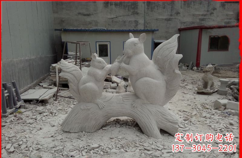 南京中领雕塑 松鼠之爱 石雕定制