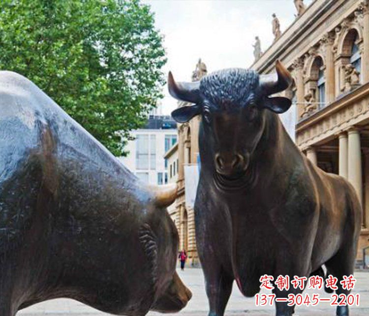 南京公园动物铜雕小牛