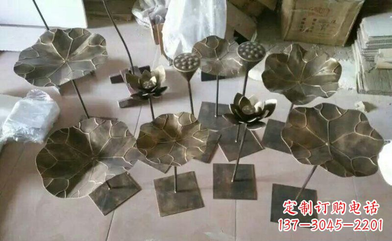 南京精美荷叶锻铜雕塑
