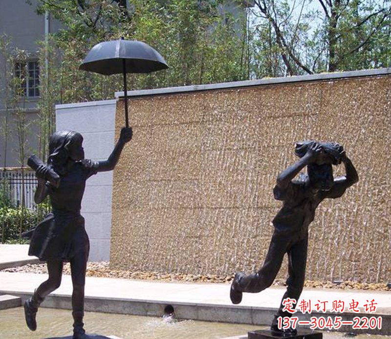 南京抗风雨小男孩铜雕