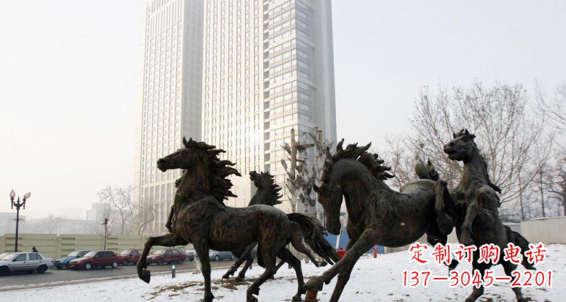 南京公园飞奔的马群动物铜雕