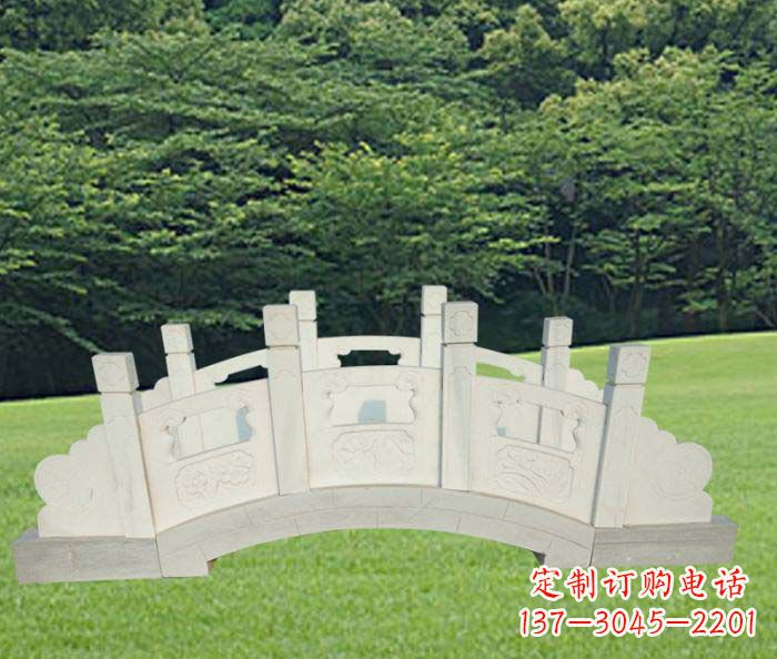 南京公园汉白玉石拱桥