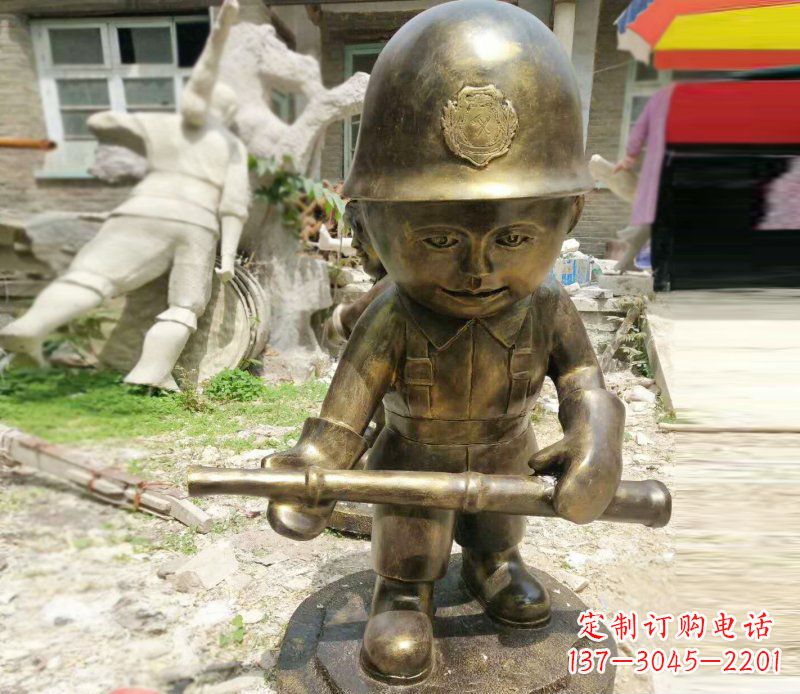 南京精致细腻的交通警察铜雕