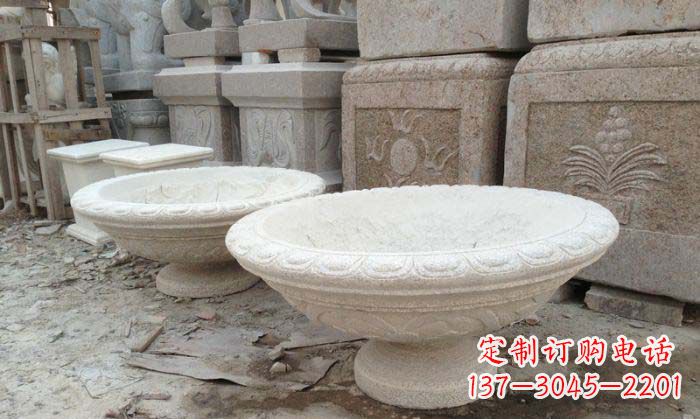 南京细腻雅致的大理石花盆石雕