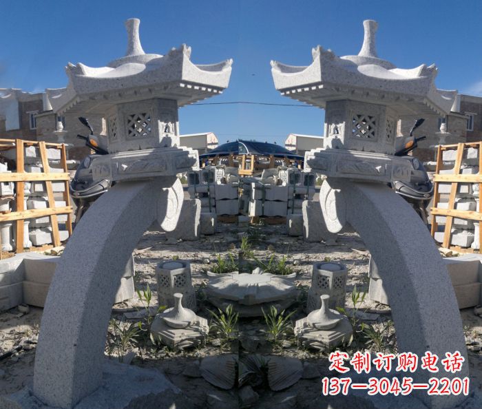 南京精美大理石镂空石灯雕塑