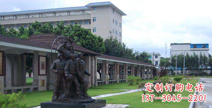 南京风采勇猛军人铜雕