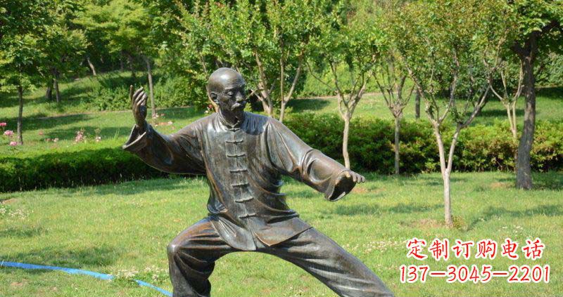 南京老人雕塑铜像,展示宁静内涵