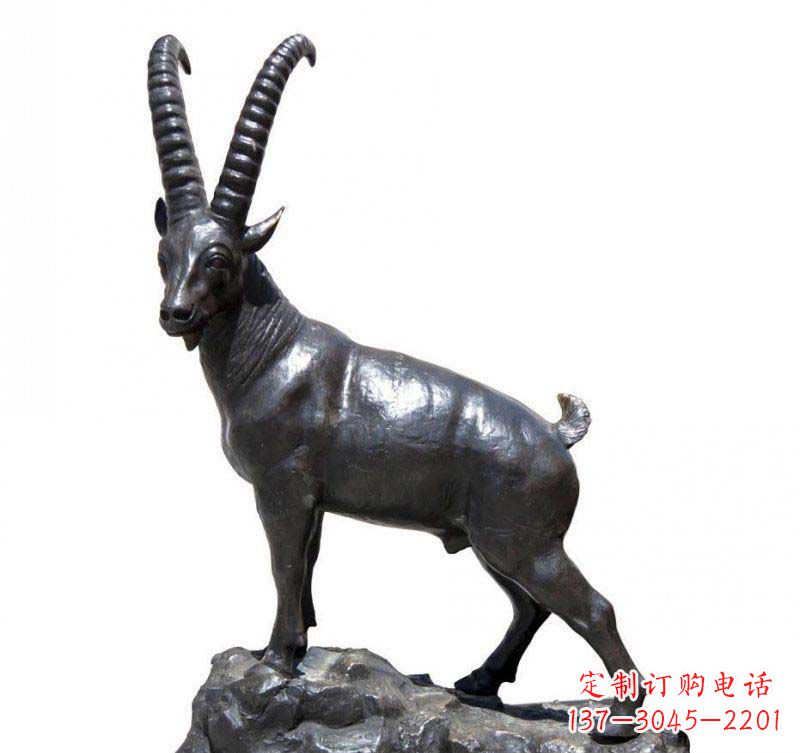 南京铜雕羚羊,精美外形及细节刻画精美