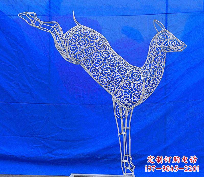 南京中领雕塑梅花鹿不锈钢镂空雕塑