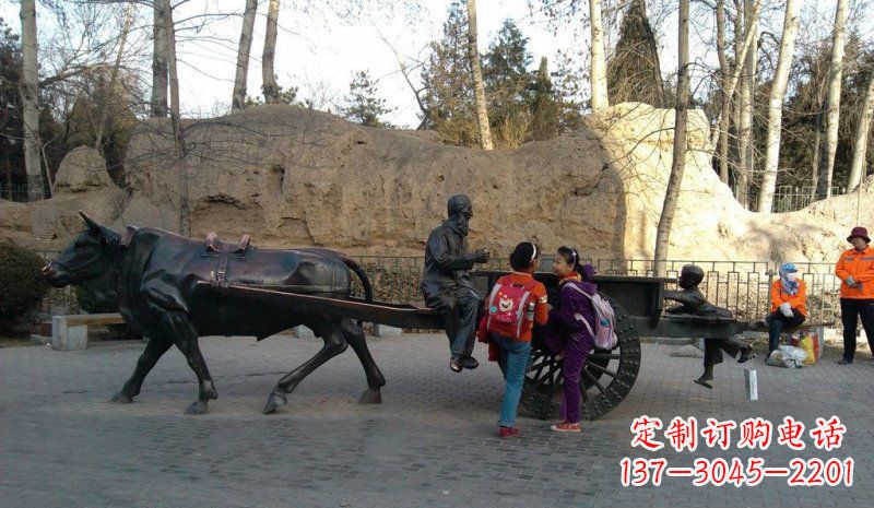 南京传承历史,记录岁月——领雕塑定制小孩雕塑