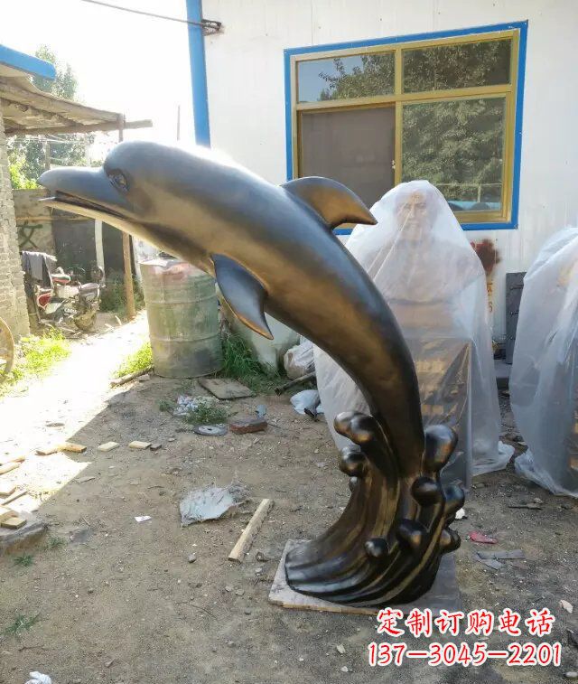 南京海豚铜雕塑,精美艺术之作