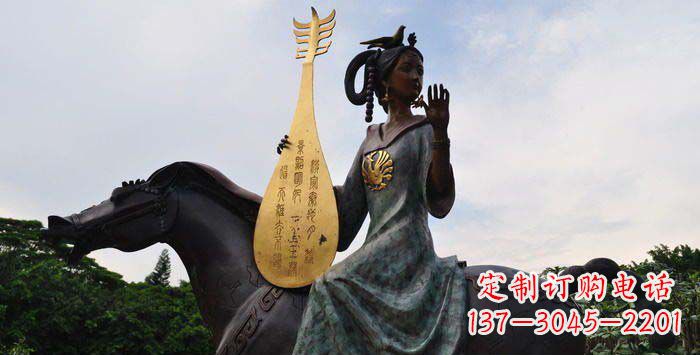 南京传统风情,精美古典的琵琶女铜雕