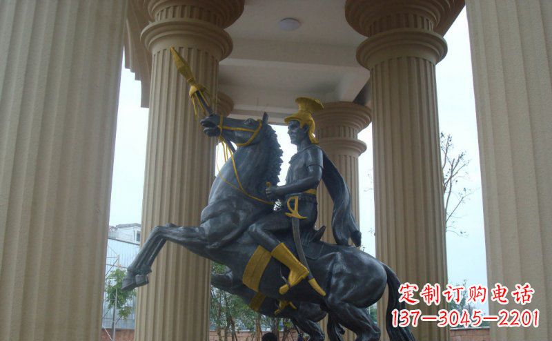 南京公园骑马的罗马士兵人物铜雕