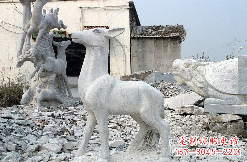 南京青石仿古小鹿雕塑,精美优雅