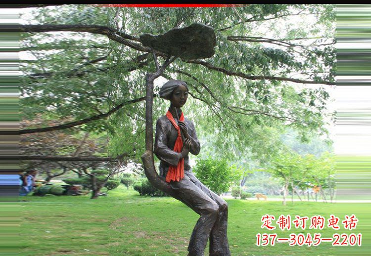 南京公园铜雕荡秋千美女人物雕塑