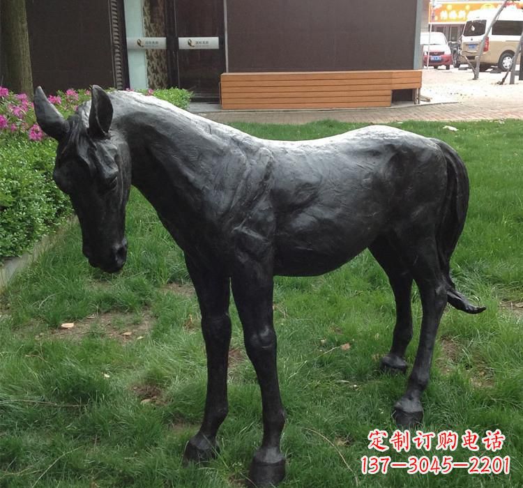 南京公园铜马雕塑