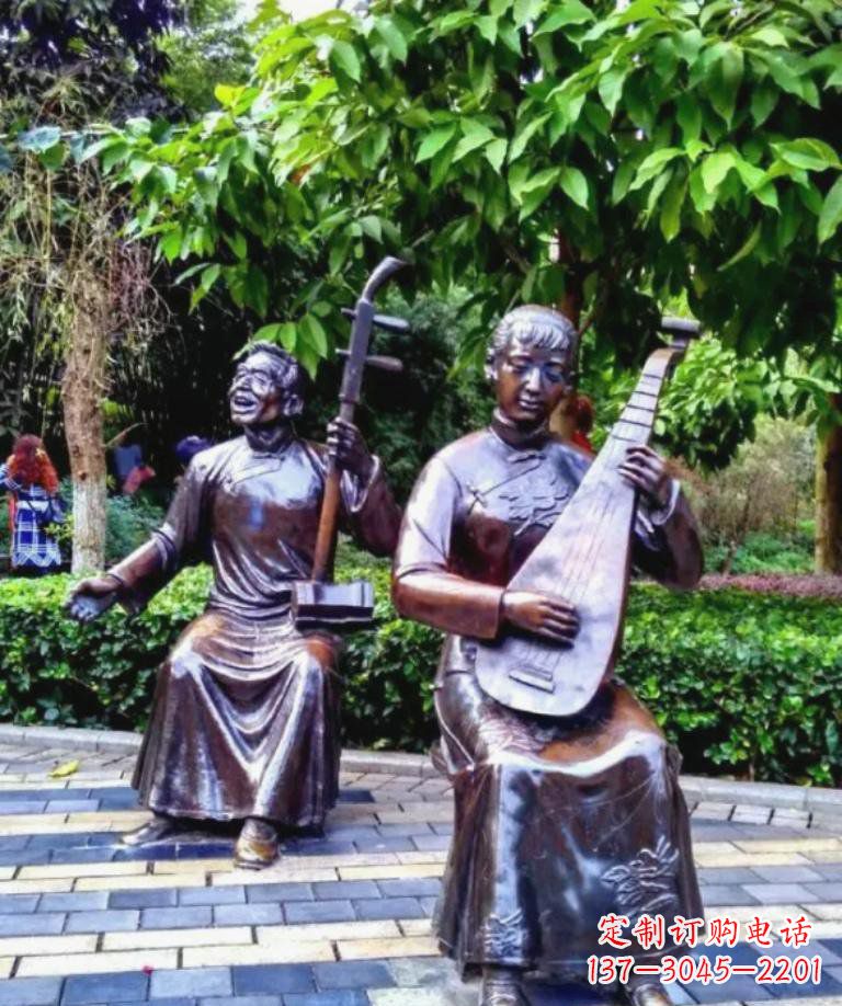 南京以音乐为灵感原点的二胡铜雕