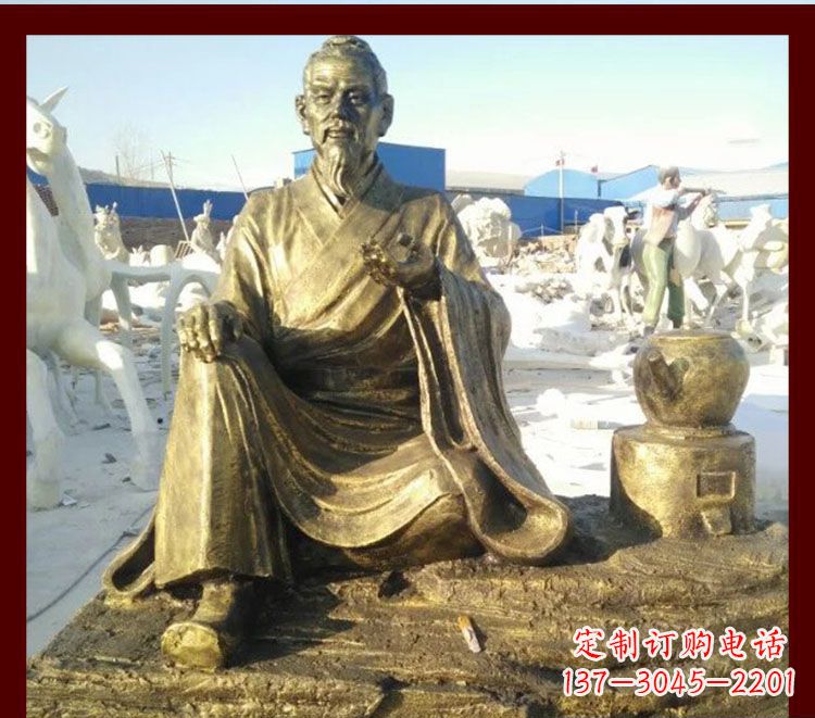 南京张仲景雕塑——杰出古代名人熬中药的传奇