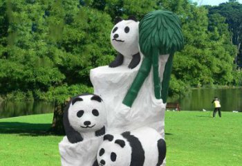 南京公园大熊猫雕塑