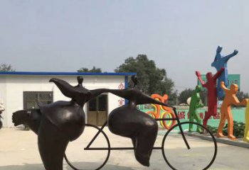 南京青春无悔，精致自行车雕塑