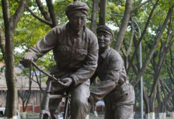 南京装饰你家园的自行车雕塑